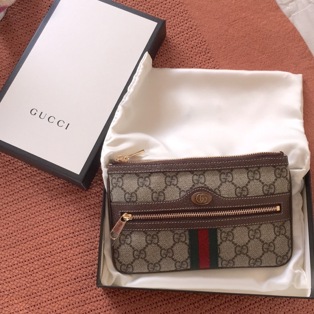 Gucci Small GG Supreme Ophidia Zip Pouch